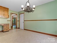 100 Canterbury Lane, Matthews, NC 28104