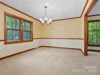 100 Canterbury Lane, Matthews, NC 28104