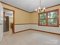 100 Canterbury Lane, Matthews, NC 28104