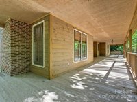 100 Canterbury Lane, Matthews, NC 28104