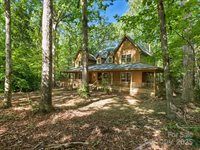 100 Canterbury Lane, Matthews, NC 28104