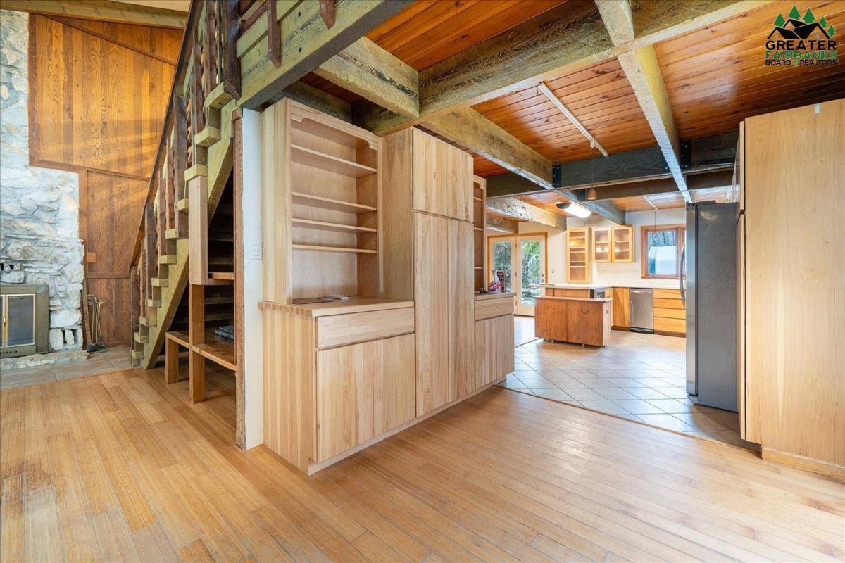 551 Ruth Estates Road, Fairbanks, AK 99712