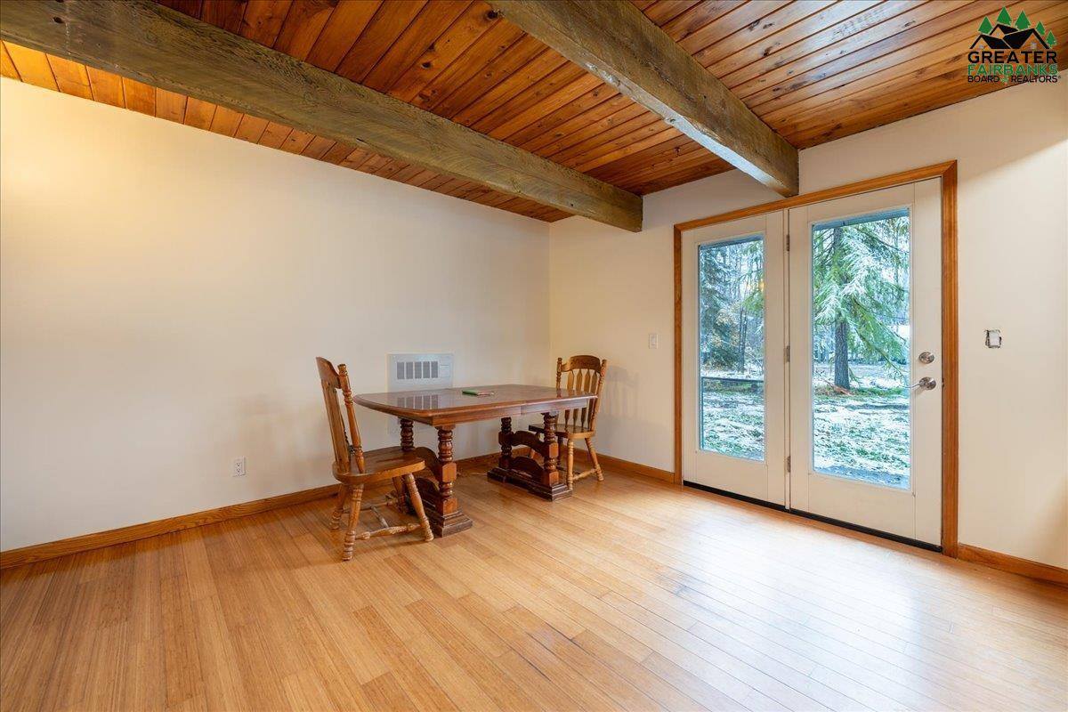 551 Ruth Estates Road, Fairbanks, AK 99712