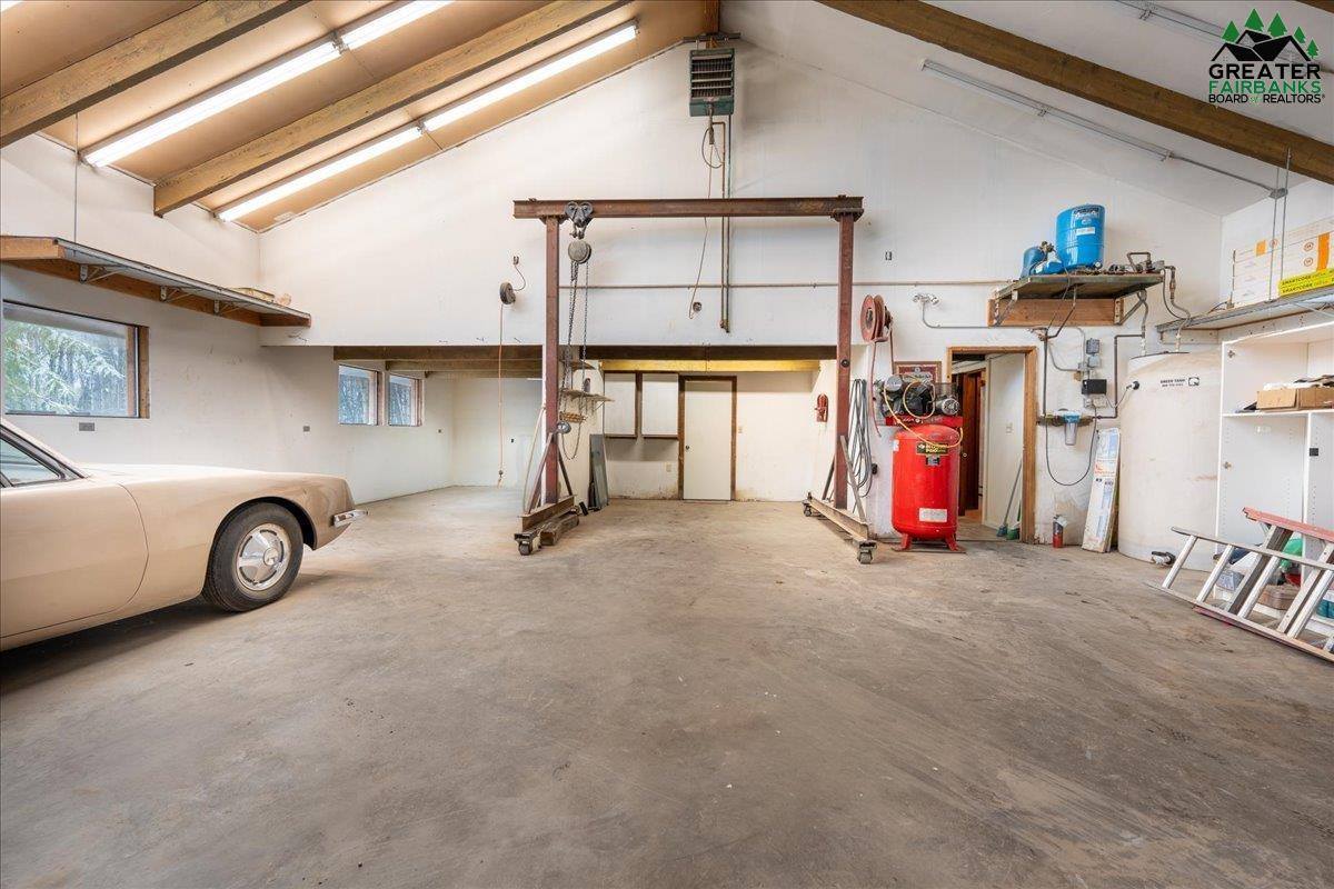 551 Ruth Estates Road, Fairbanks, AK 99712