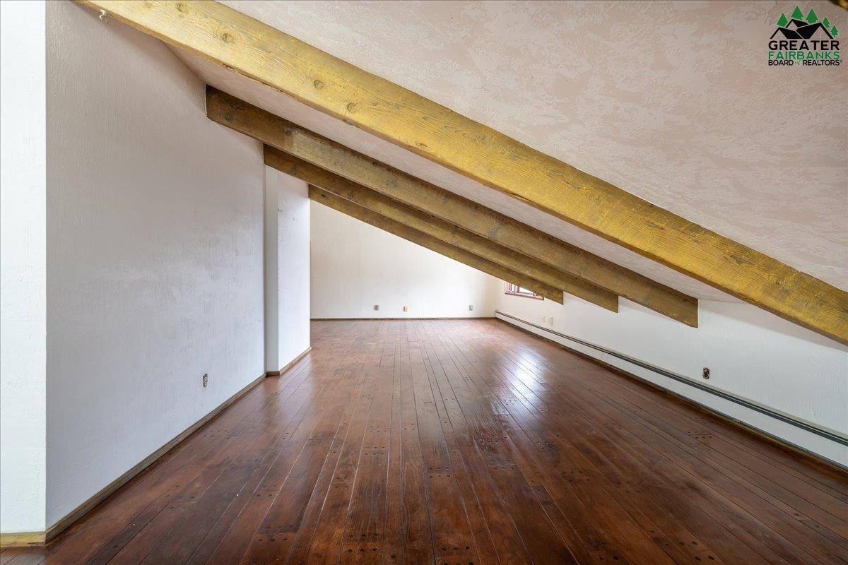 551 Ruth Estates Road, Fairbanks, AK 99712