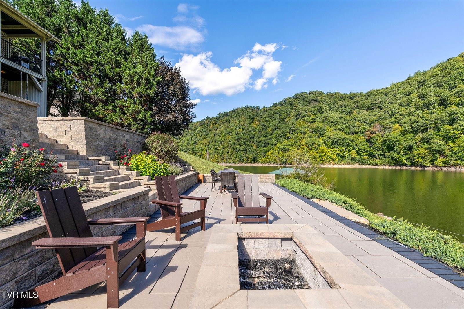 285 Cable Hollow Road, Butler, TN 37640