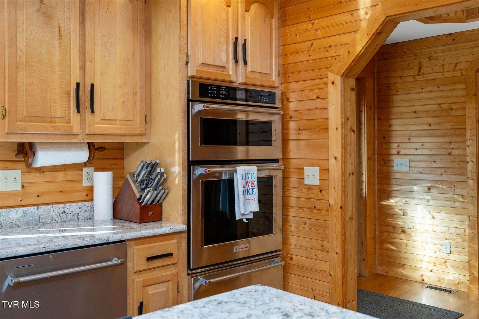 285 Cable Hollow Road, Butler, TN 37640