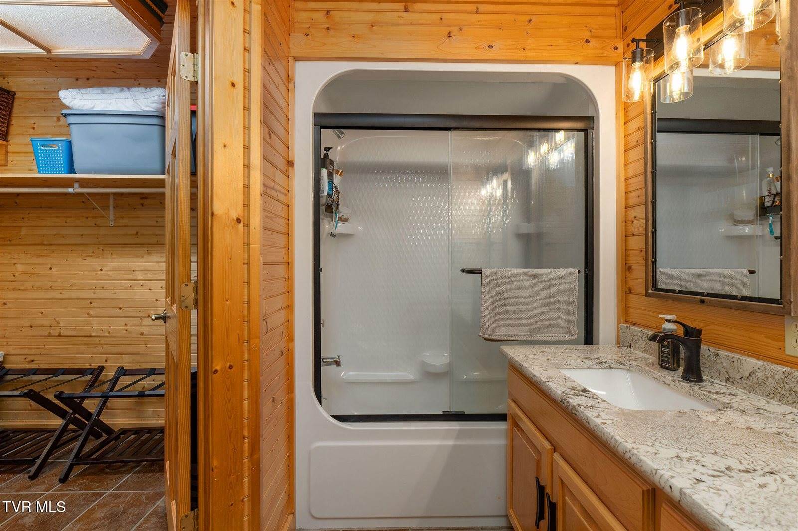 285 Cable Hollow Road, Butler, TN 37640