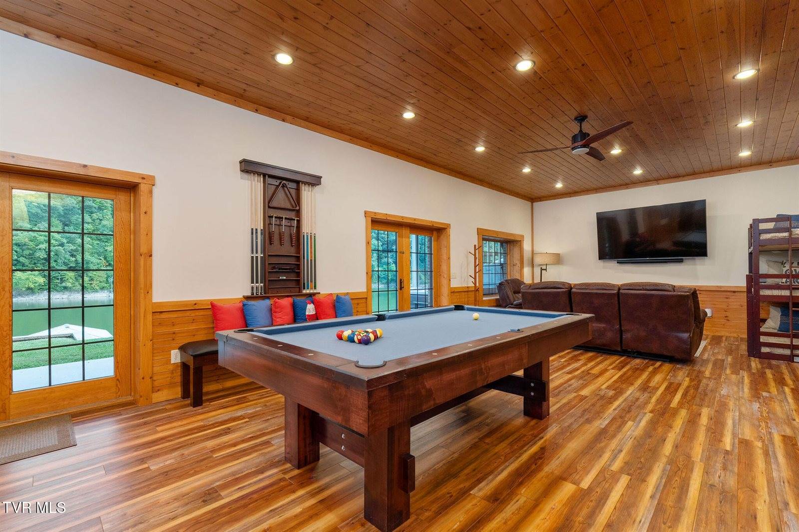 285 Cable Hollow Road, Butler, TN 37640