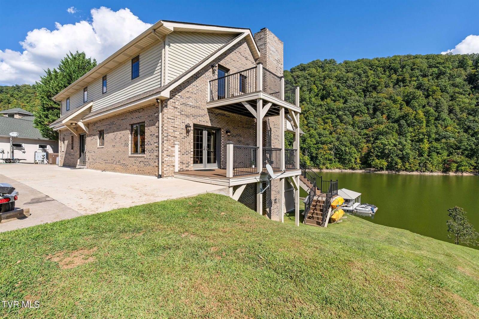 285 Cable Hollow Road, Butler, TN 37640