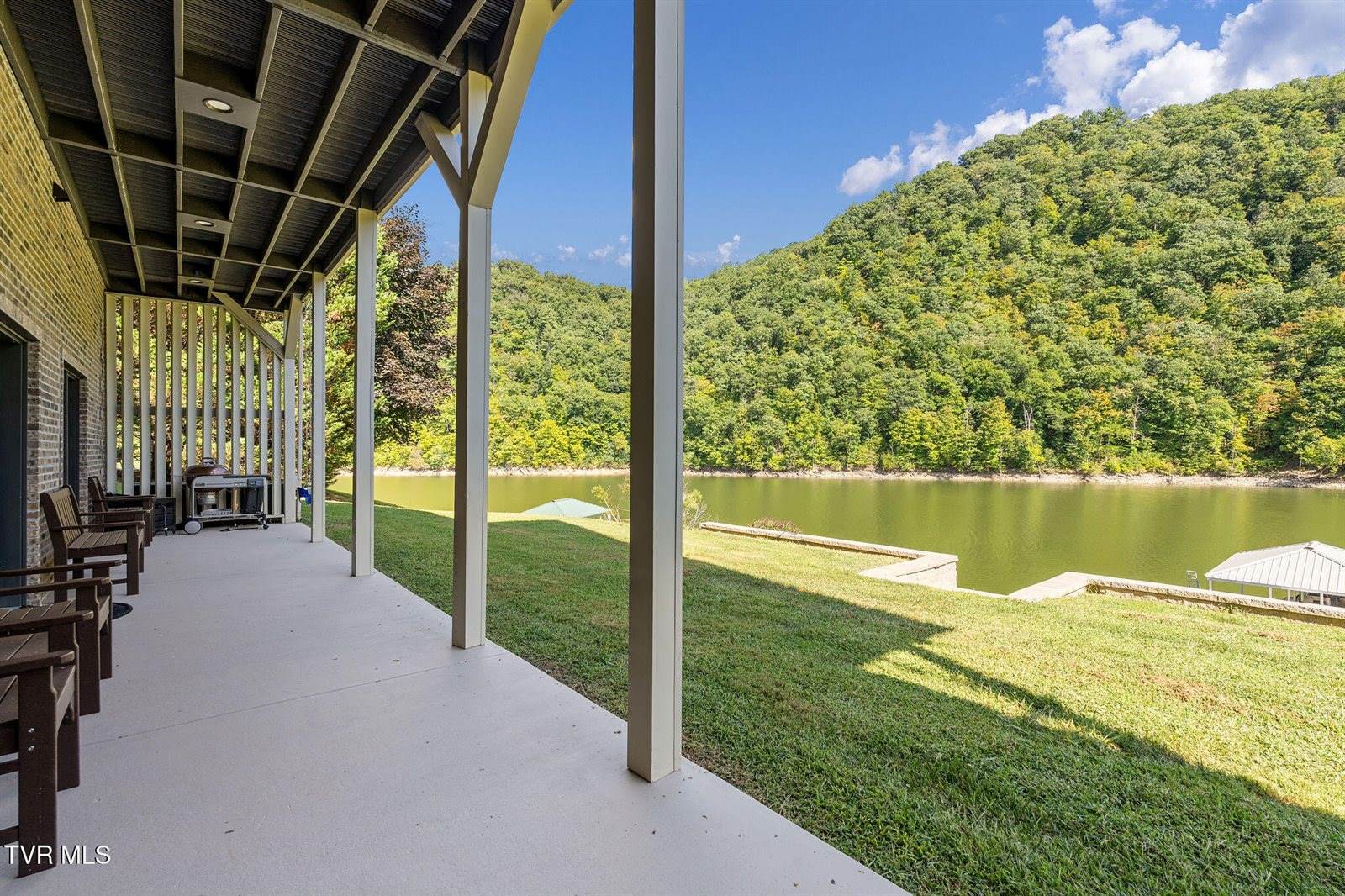 285 Cable Hollow Road, Butler, TN 37640