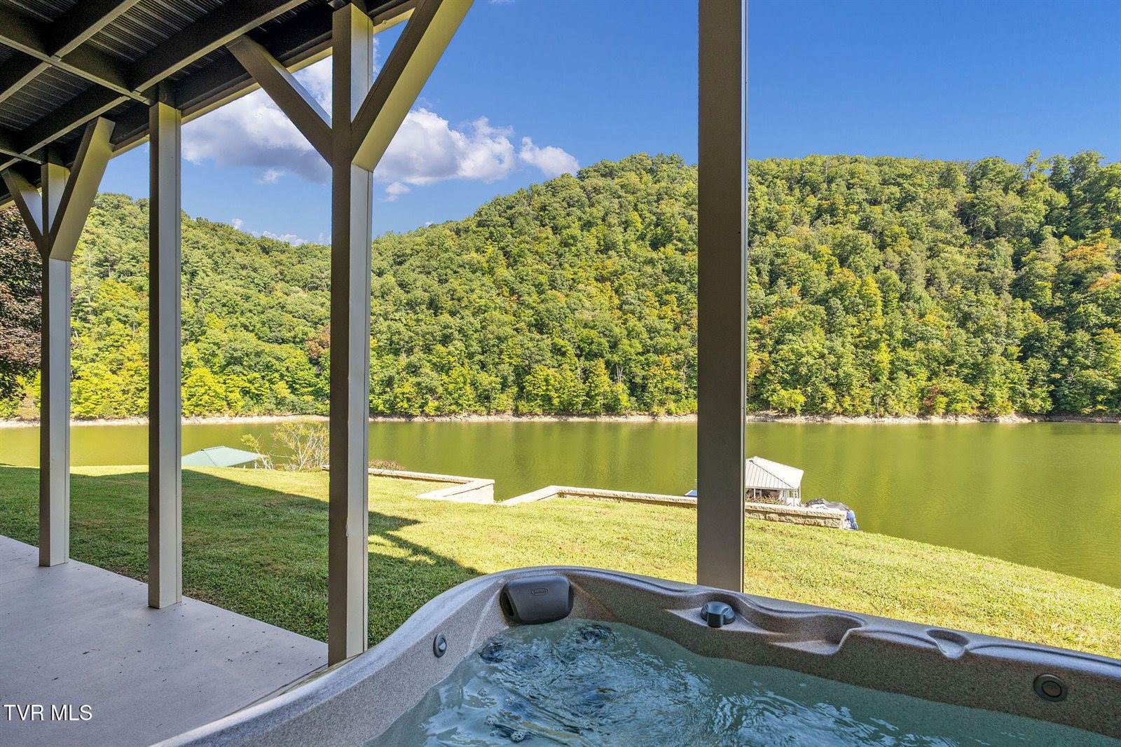 285 Cable Hollow Road, Butler, TN 37640