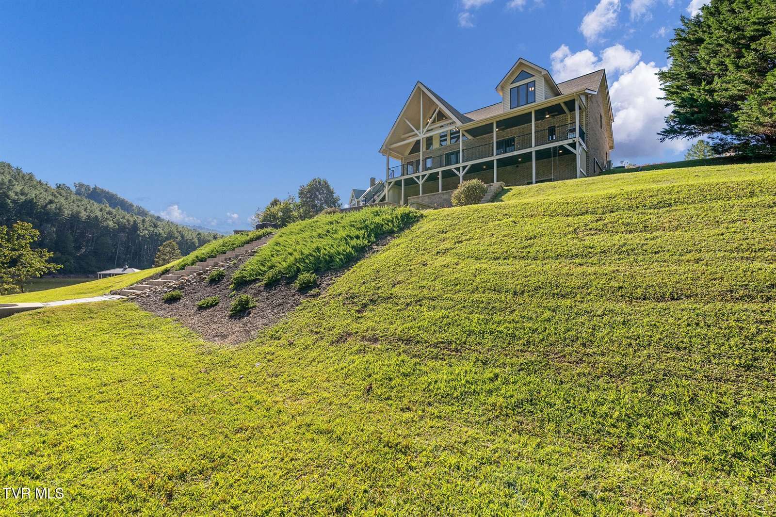 285 Cable Hollow Road, Butler, TN 37640