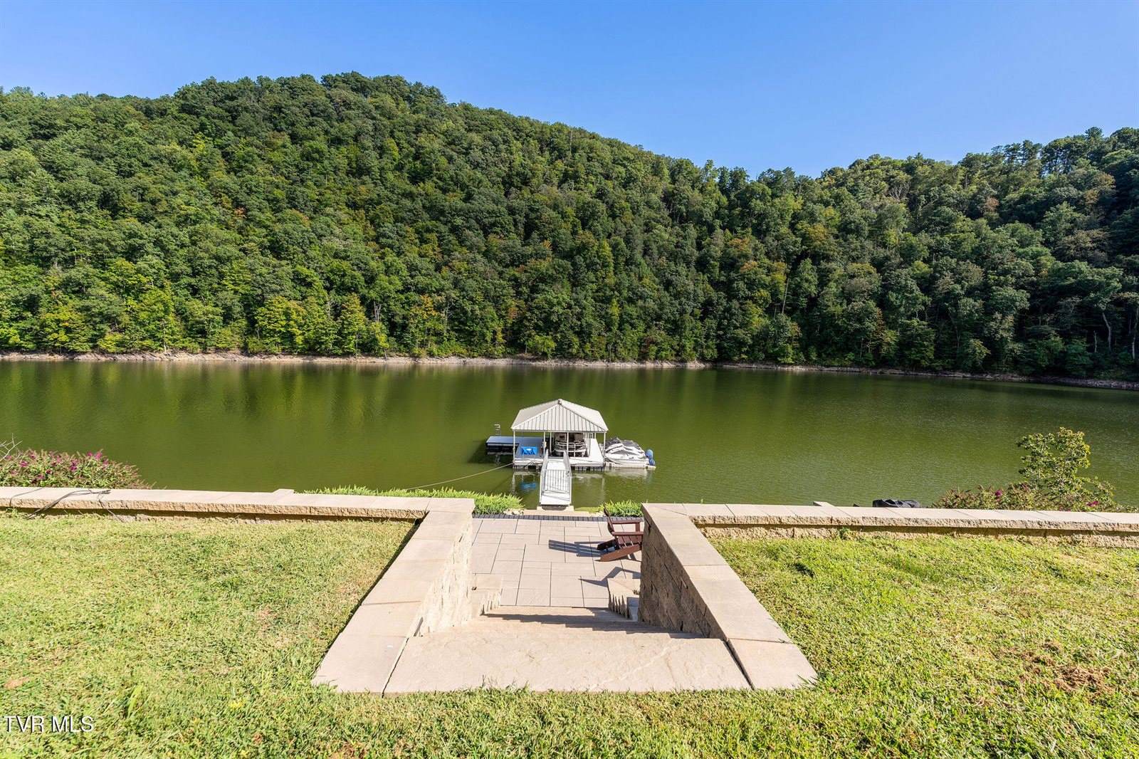 285 Cable Hollow Road, Butler, TN 37640