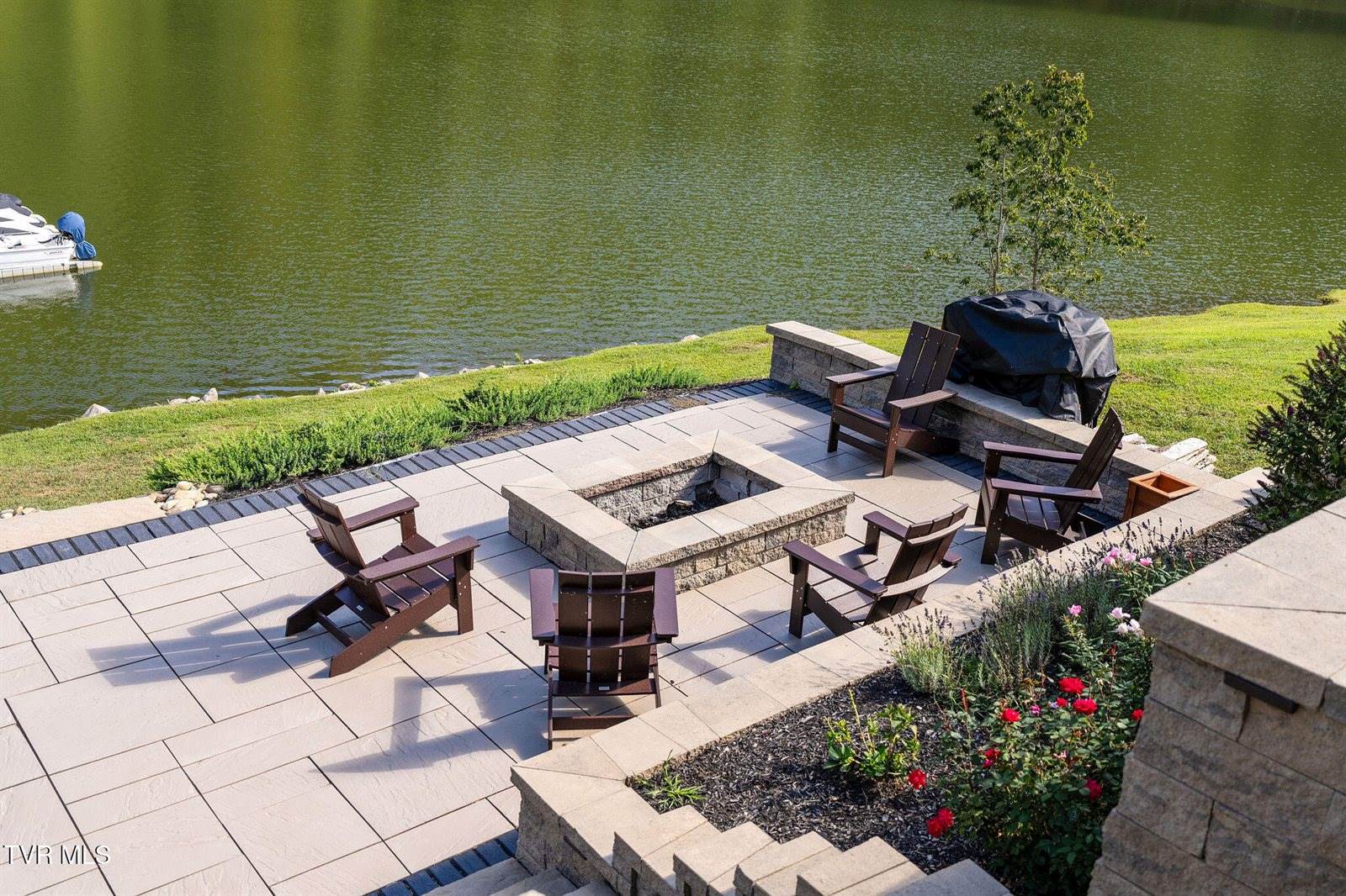 285 Cable Hollow Road, Butler, TN 37640