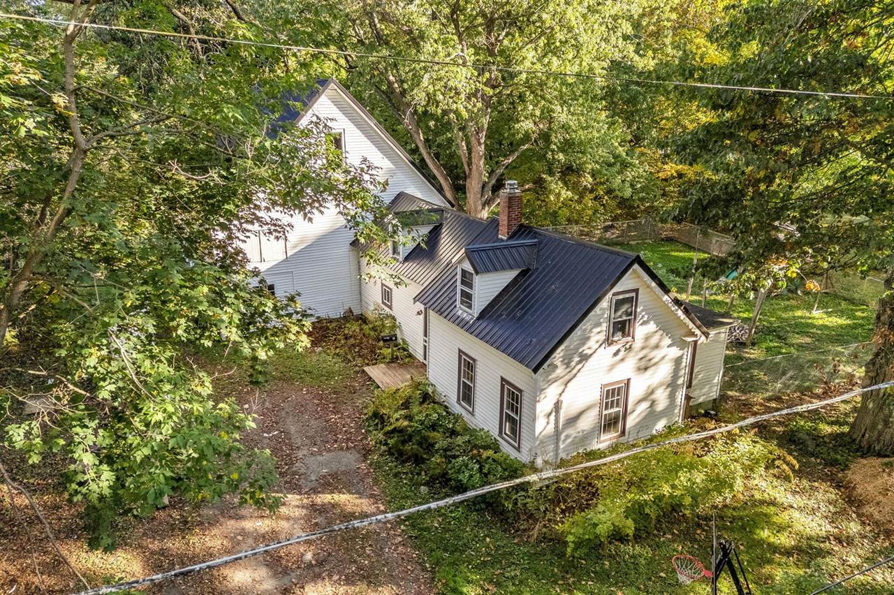 8 Carter Avenue, Newport, ME 04953