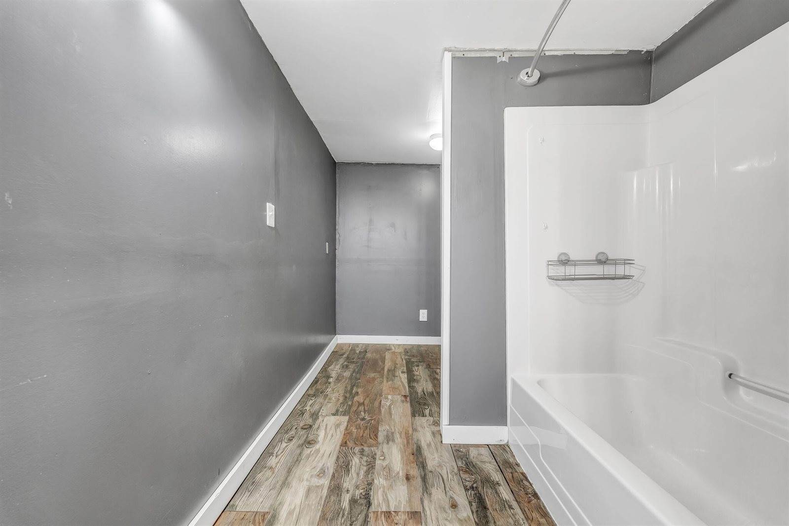 8 Carter Avenue, Newport, ME 04953