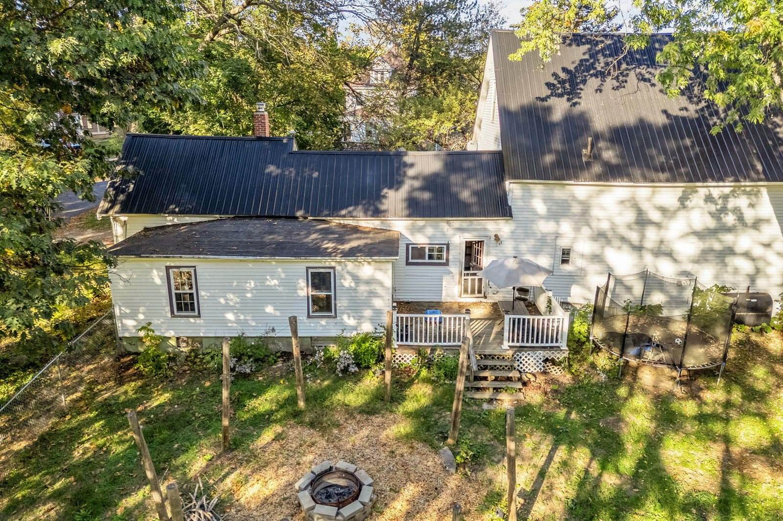 8 Carter Avenue, Newport, ME 04953