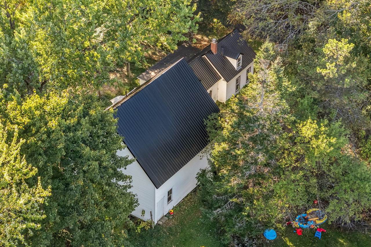 8 Carter Avenue, Newport, ME 04953