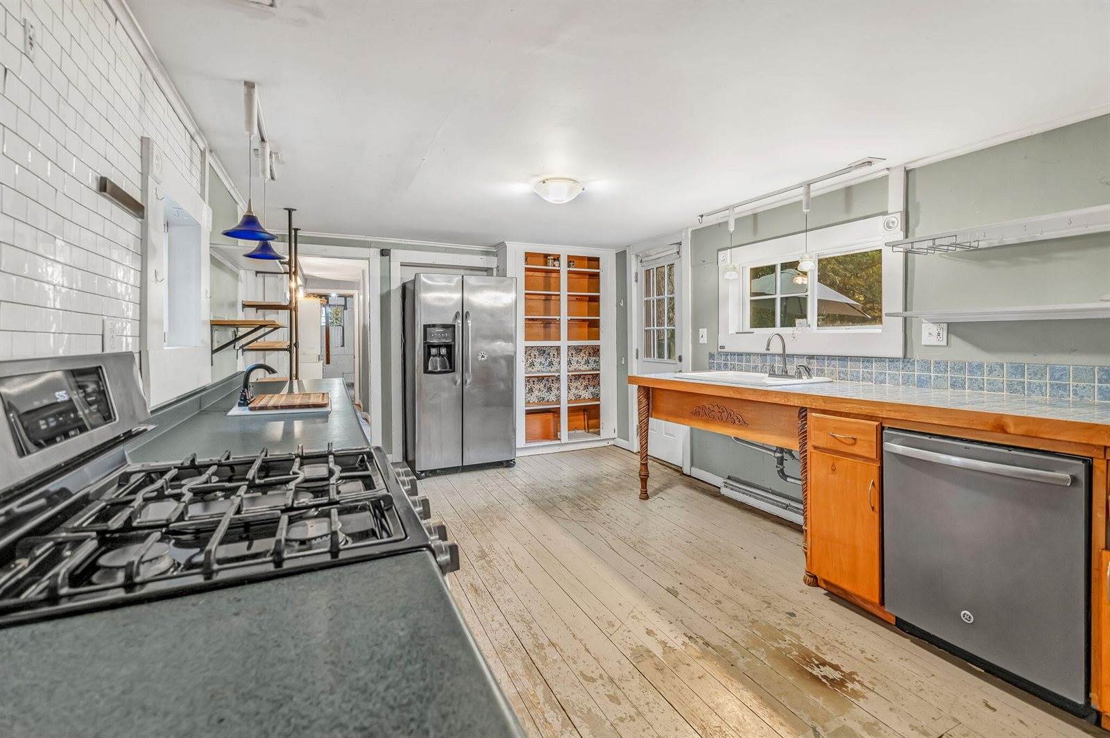 8 Carter Avenue, Newport, ME 04953