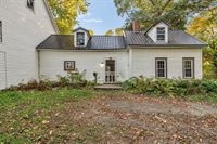 8 Carter Avenue, Newport, ME 04953