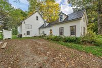 8 Carter Avenue, Newport, ME 04953