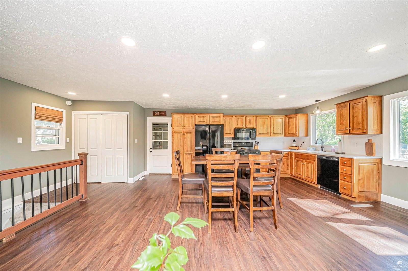 111 Moyne Drive, Abilene, KS 67410