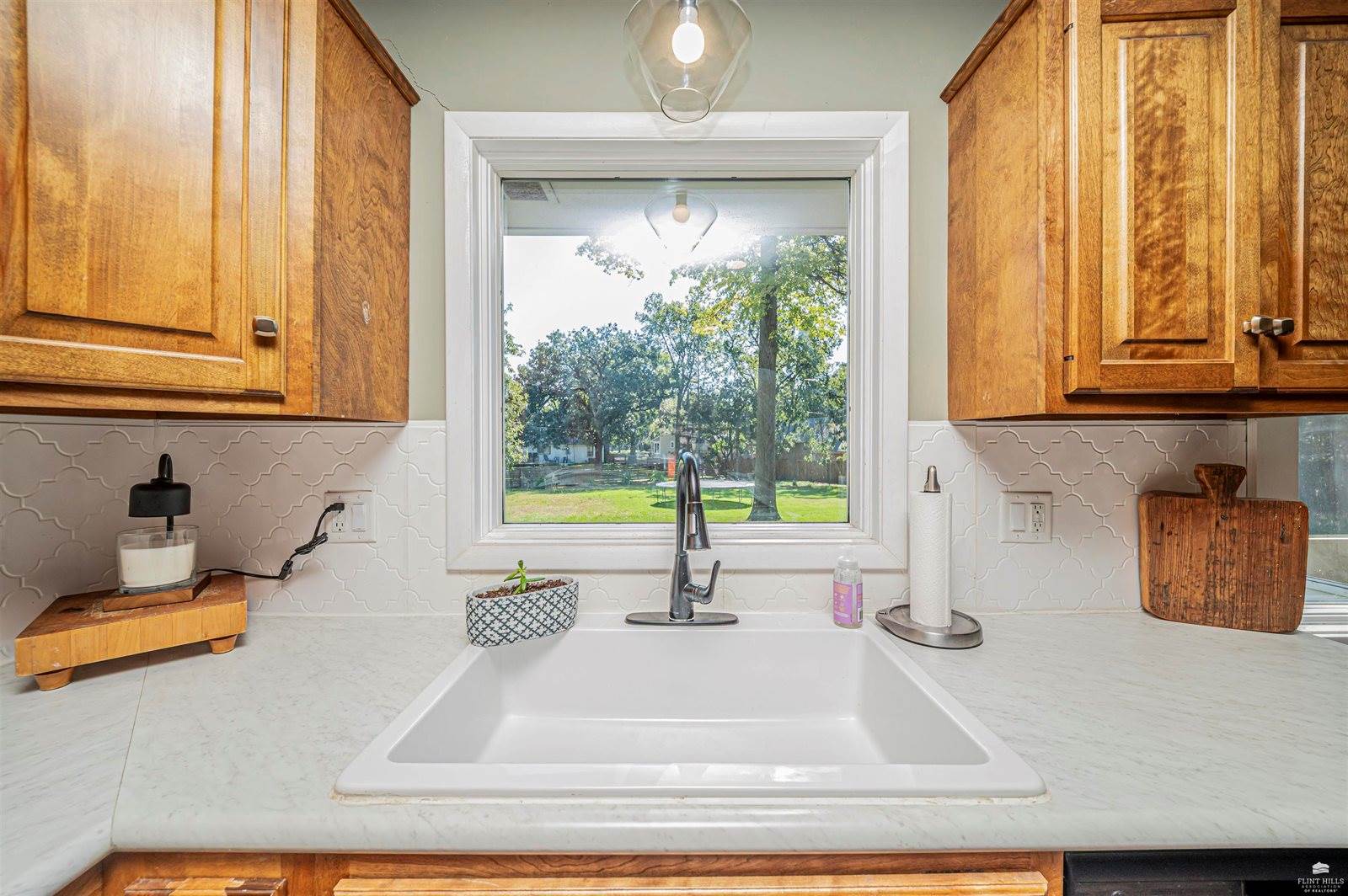 111 Moyne Drive, Abilene, KS 67410