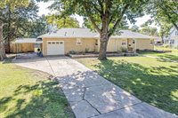 111 Moyne Drive, Abilene, KS 67410