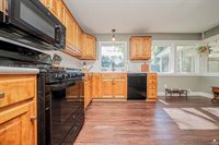 111 Moyne Drive, Abilene, KS 67410