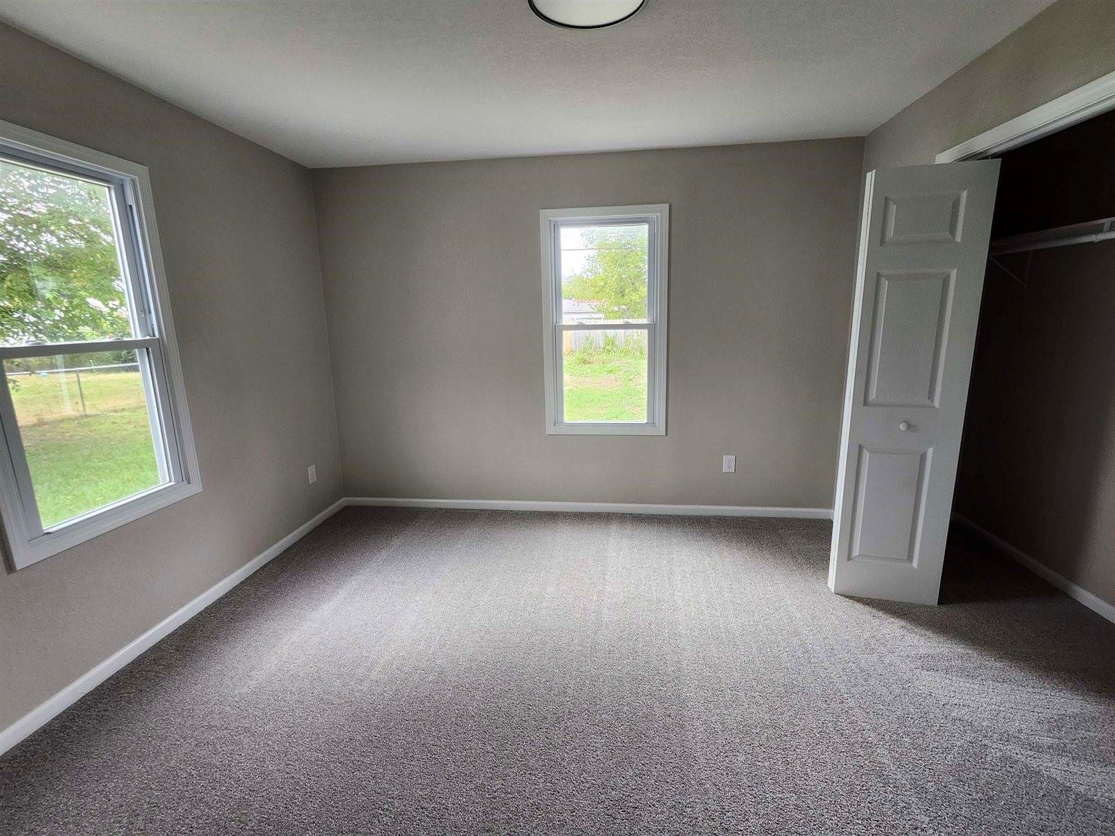 1739 North Green St, Wichita, KS 67214