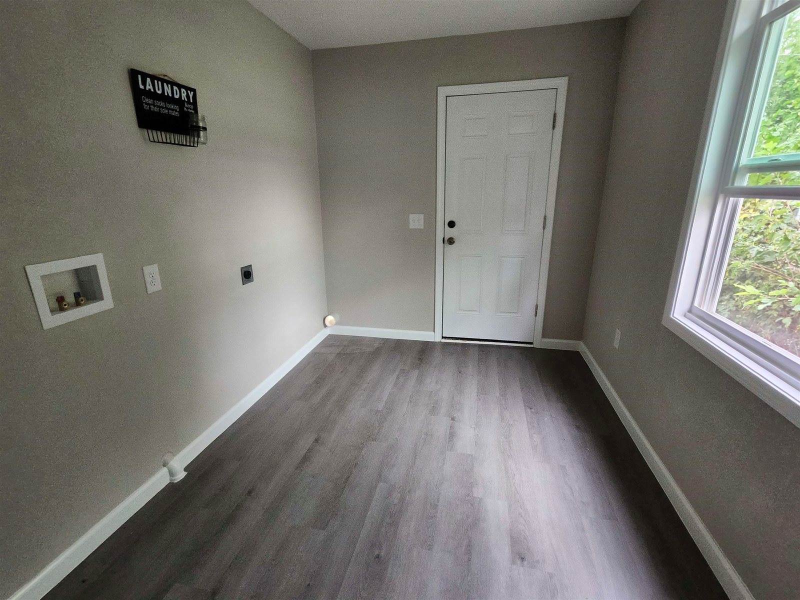 1739 North Green St, Wichita, KS 67214