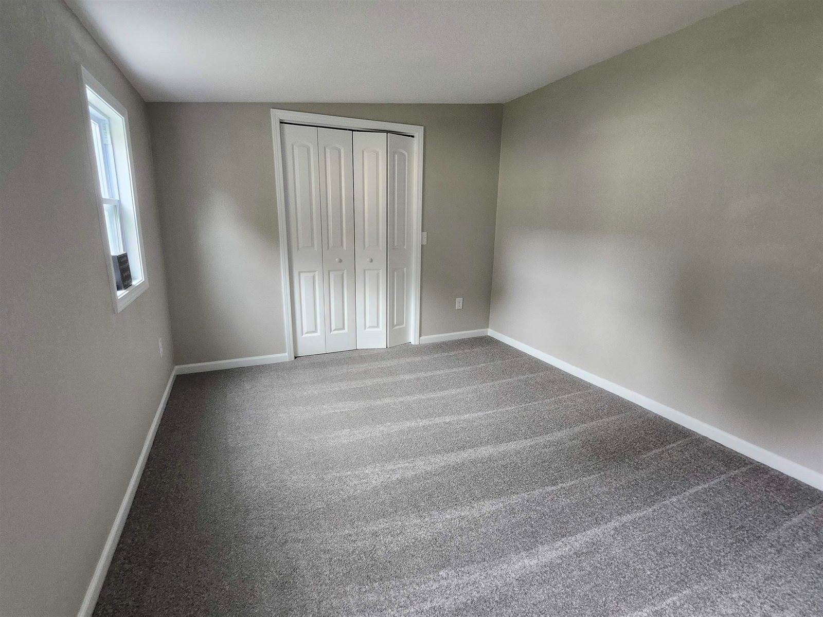 1739 North Green St, Wichita, KS 67214