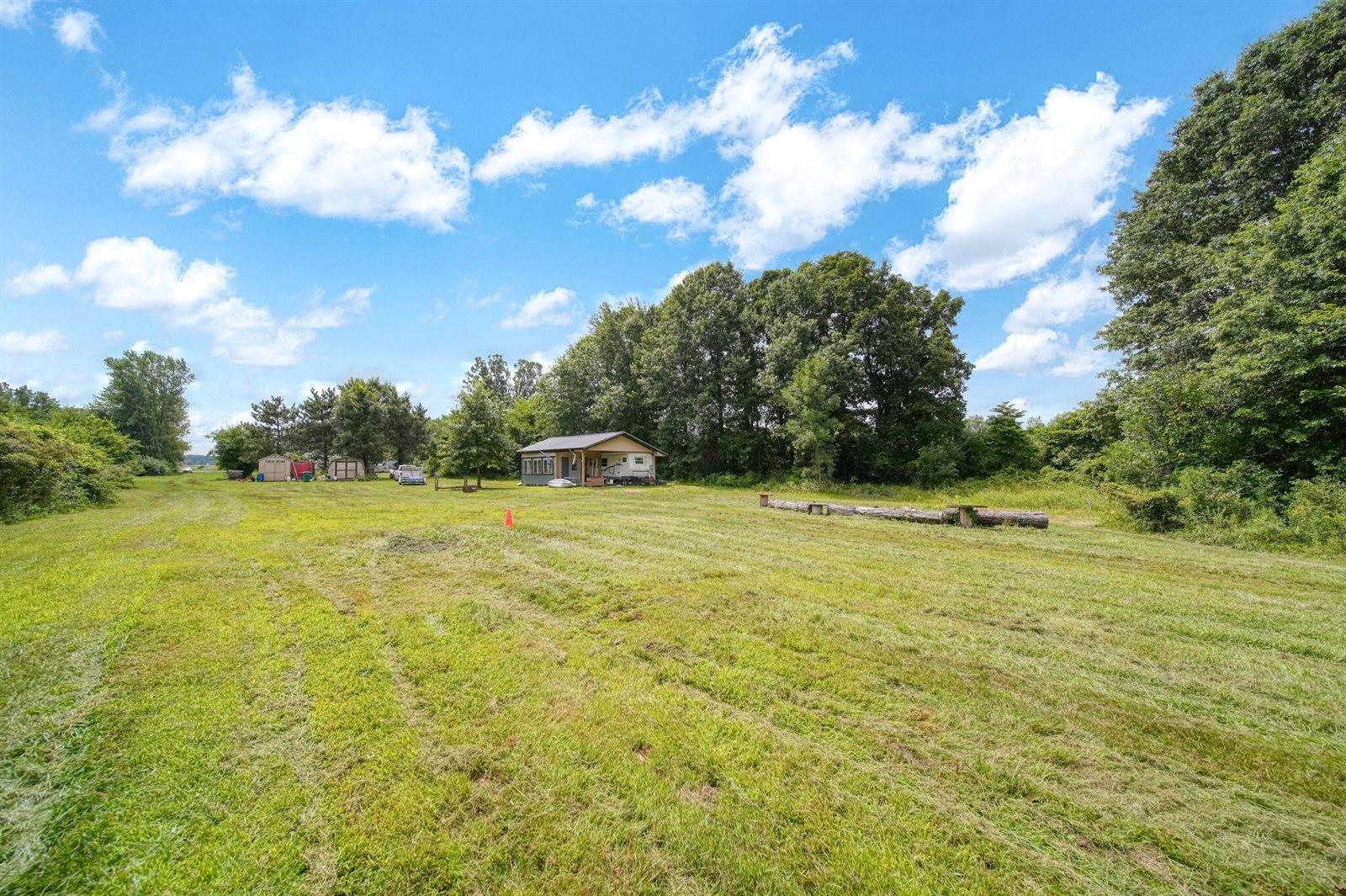 7433 Milan Oakville Road, Milan, MI 48160