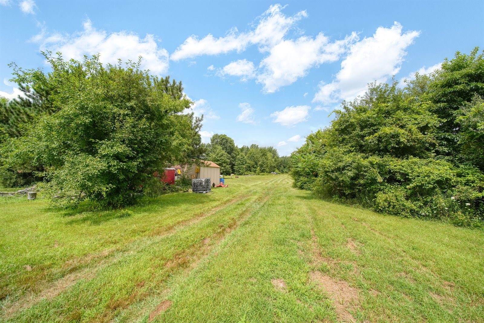 7433 Milan Oakville Road, Milan, MI 48160
