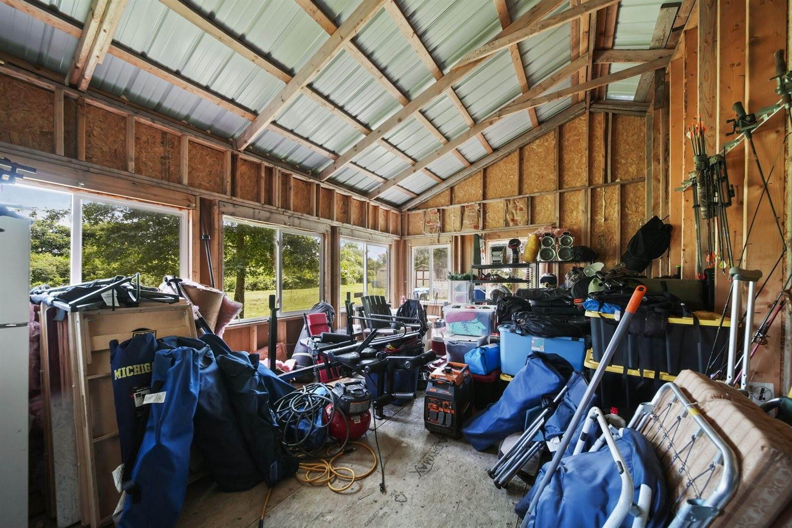 7433 Milan Oakville Road, Milan, MI 48160