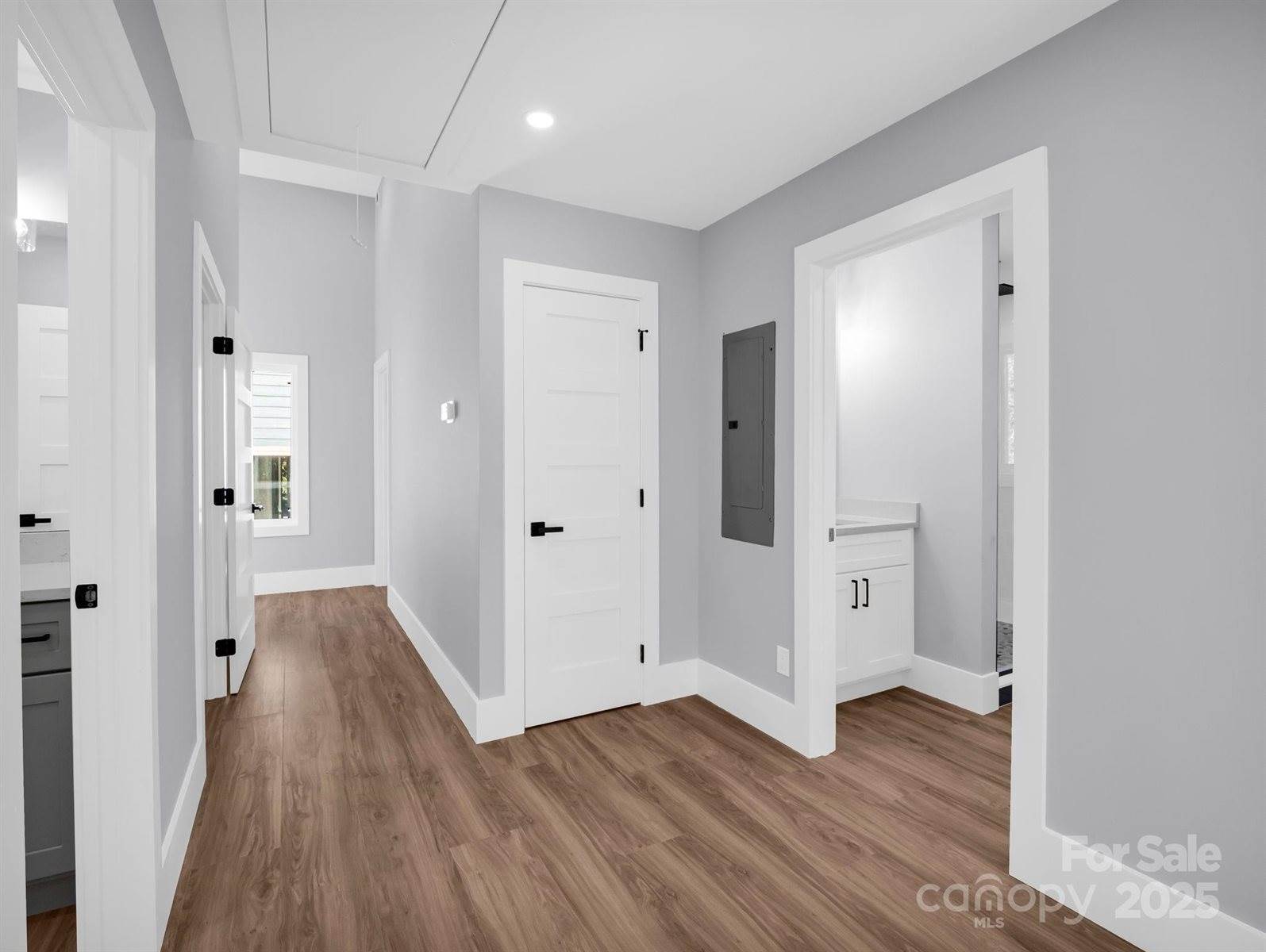 1 Pinnacle View Road, Asheville, NC 28803