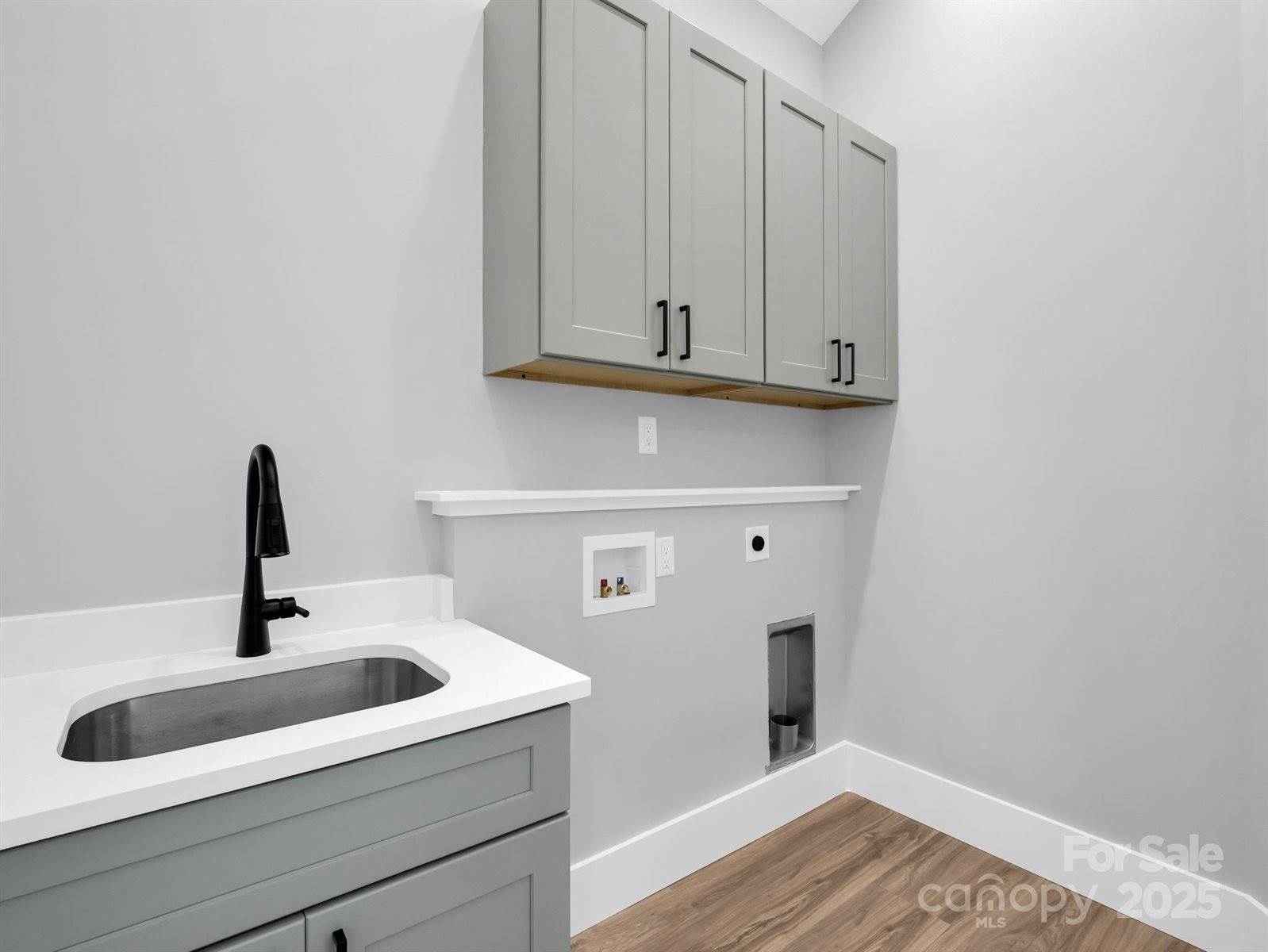 1 Pinnacle View Road, Asheville, NC 28803