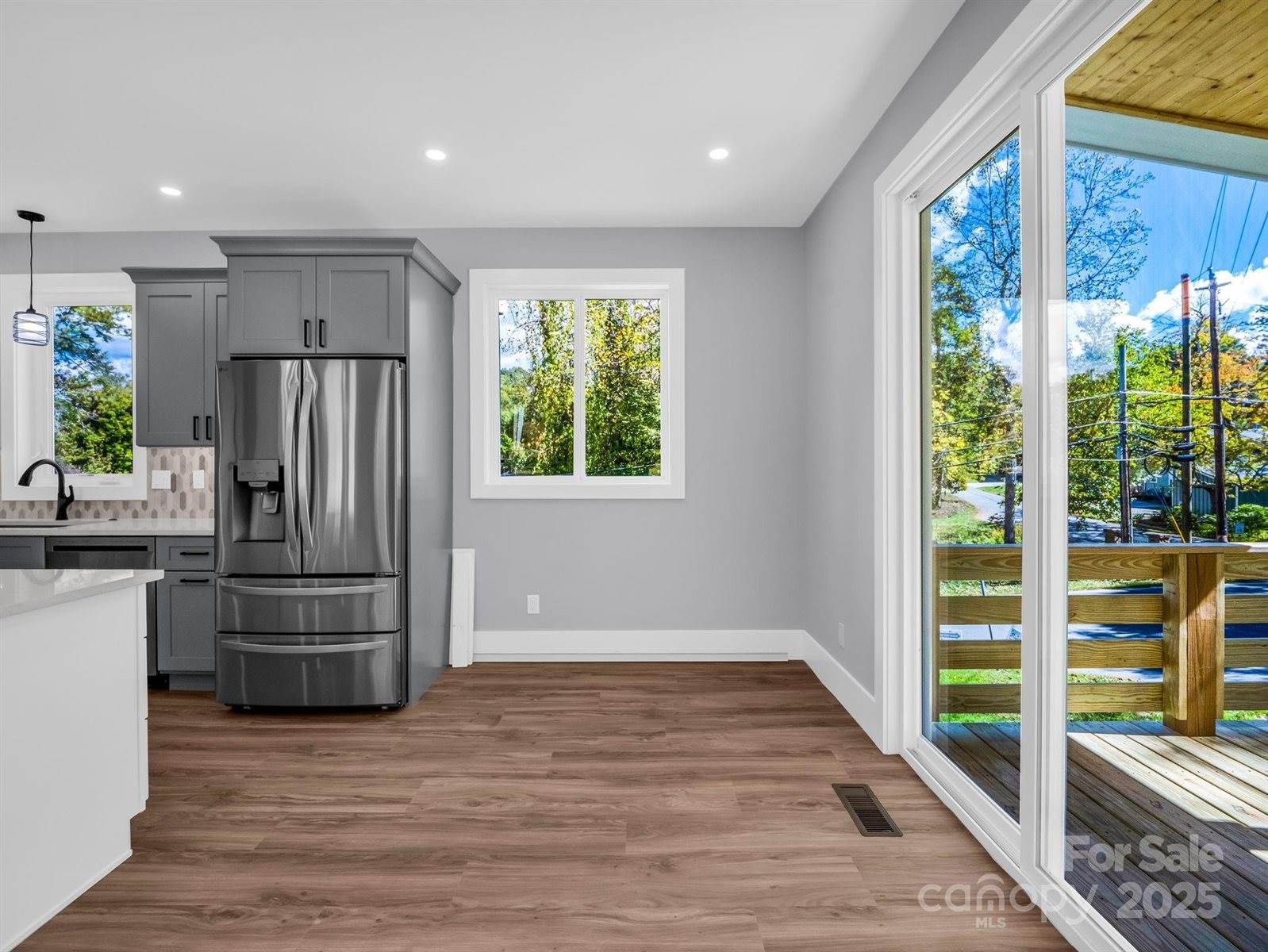 1 Pinnacle View Road, Asheville, NC 28803