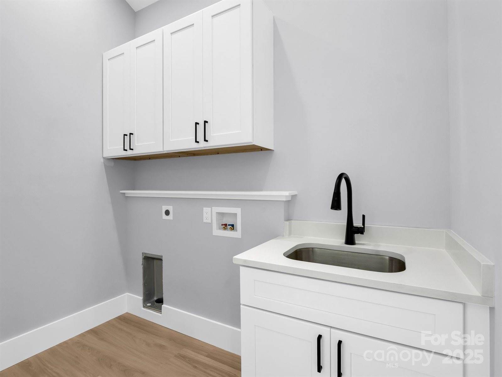 3 Pinnacle View Road, Asheville, NC 28803