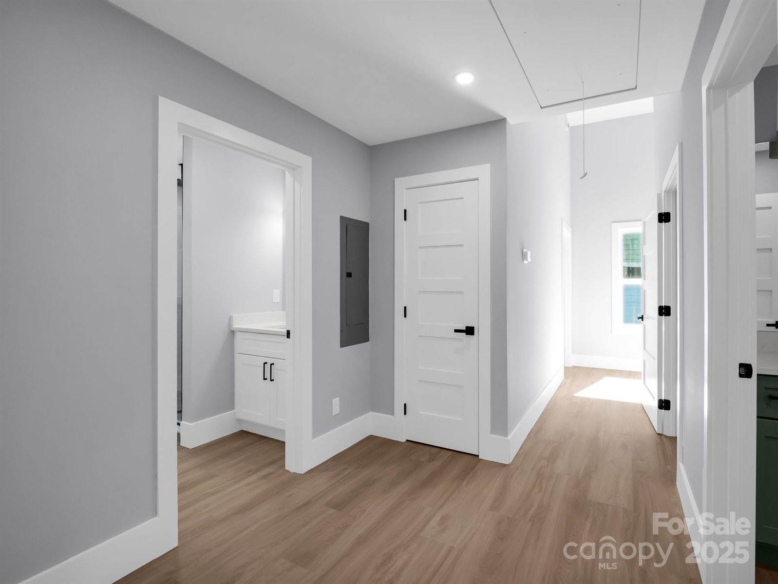 3 Pinnacle View Road, Asheville, NC 28803