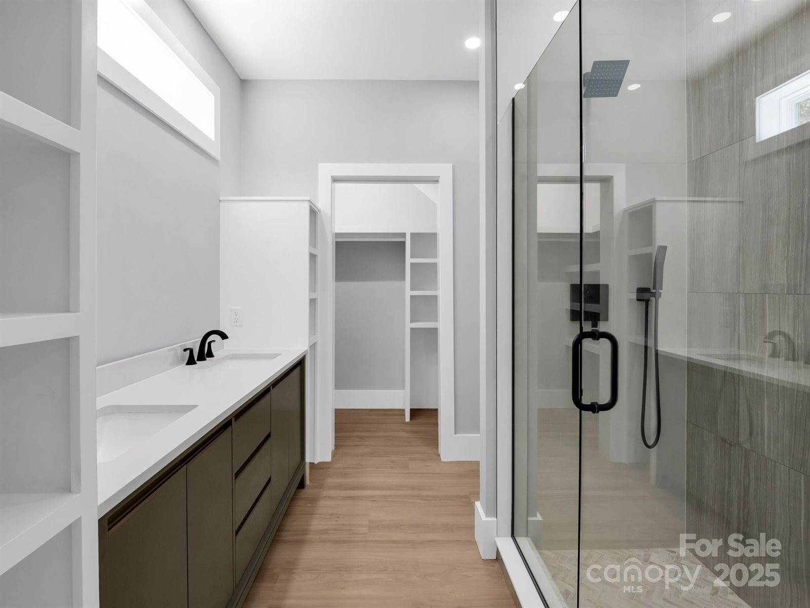 3 Pinnacle View Road, Asheville, NC 28803