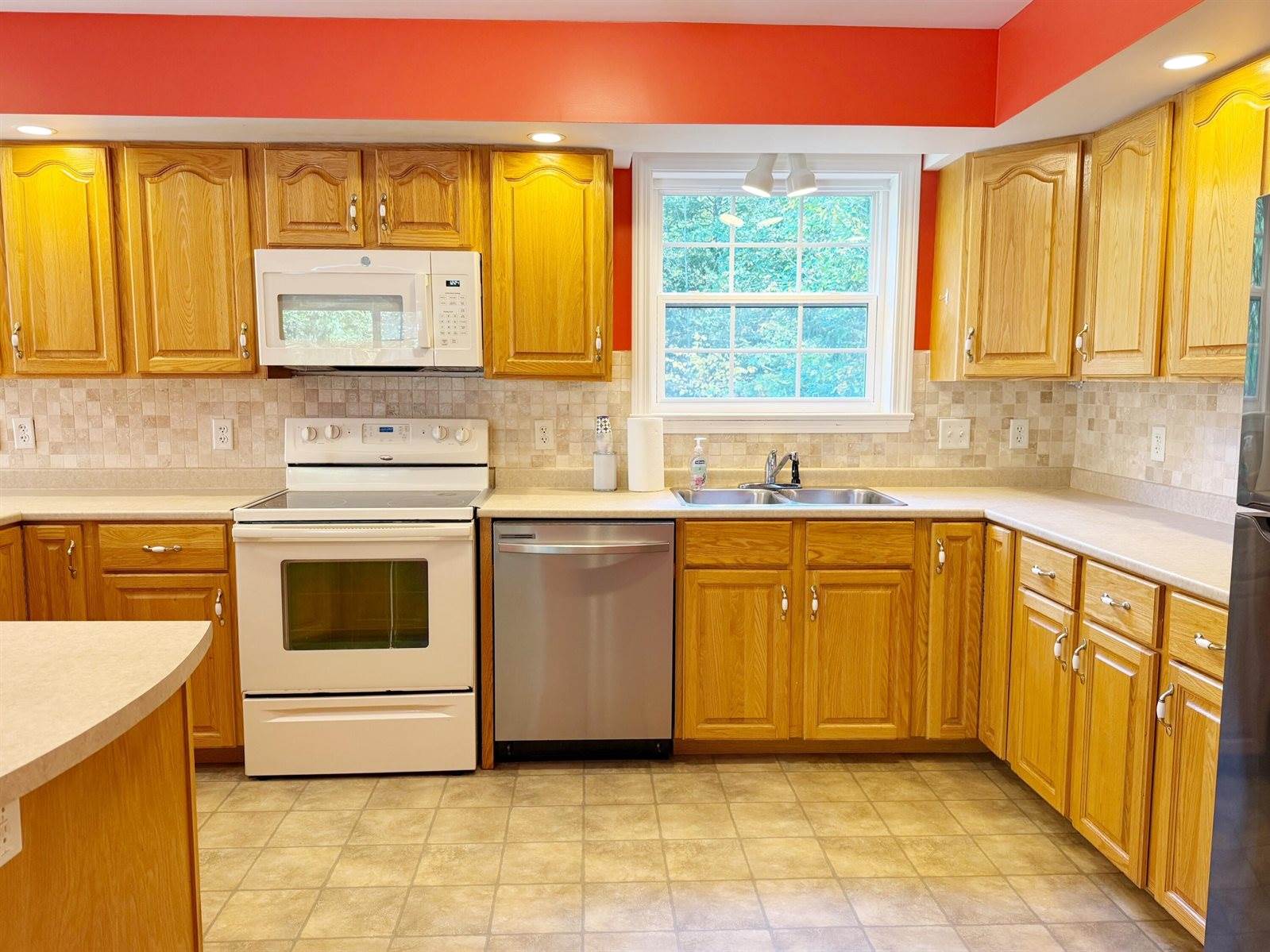 167 Lakes Lane, Ellsworth, ME 04605