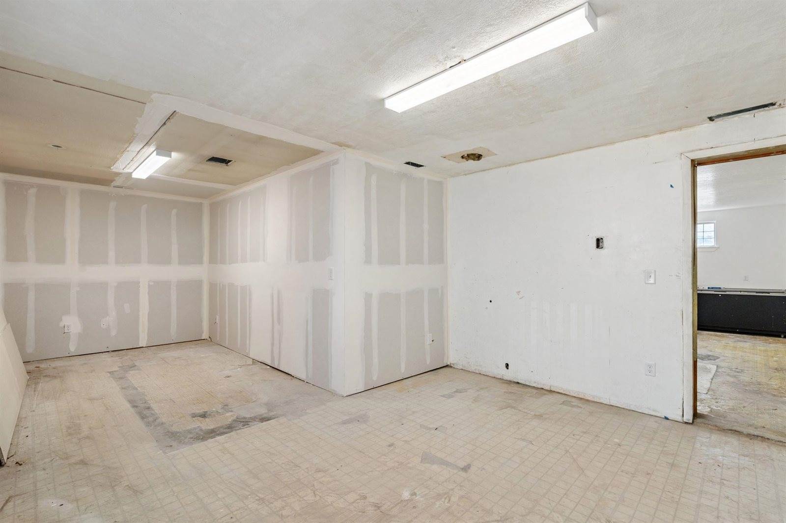 616 Fort Hall Avenue, American Falls, ID 83211