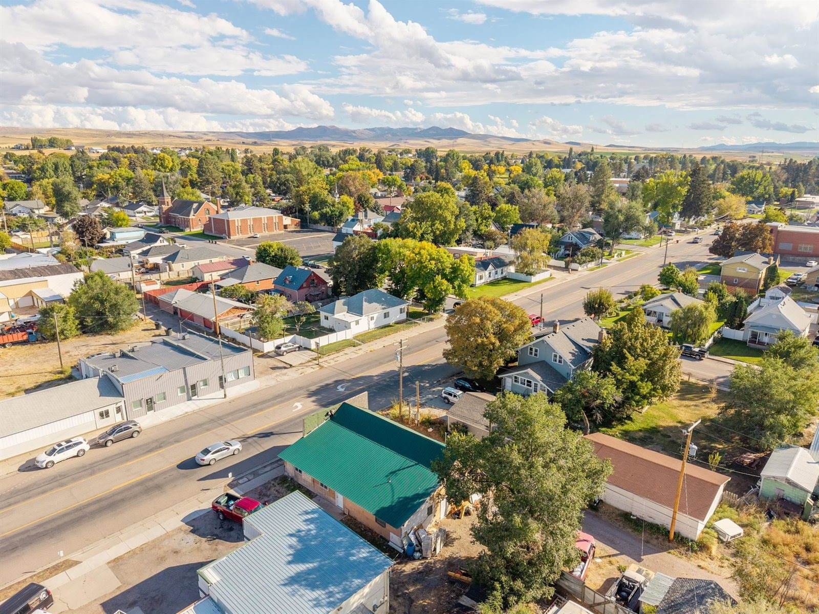 616 Fort Hall Avenue, American Falls, ID 83211