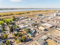 616 Fort Hall Avenue, American Falls, ID 83211