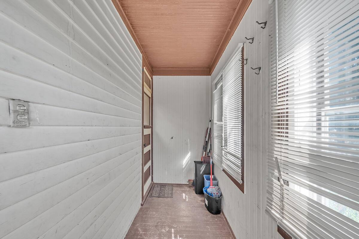 2450 South 7th St, Milwaukee, WI 53215