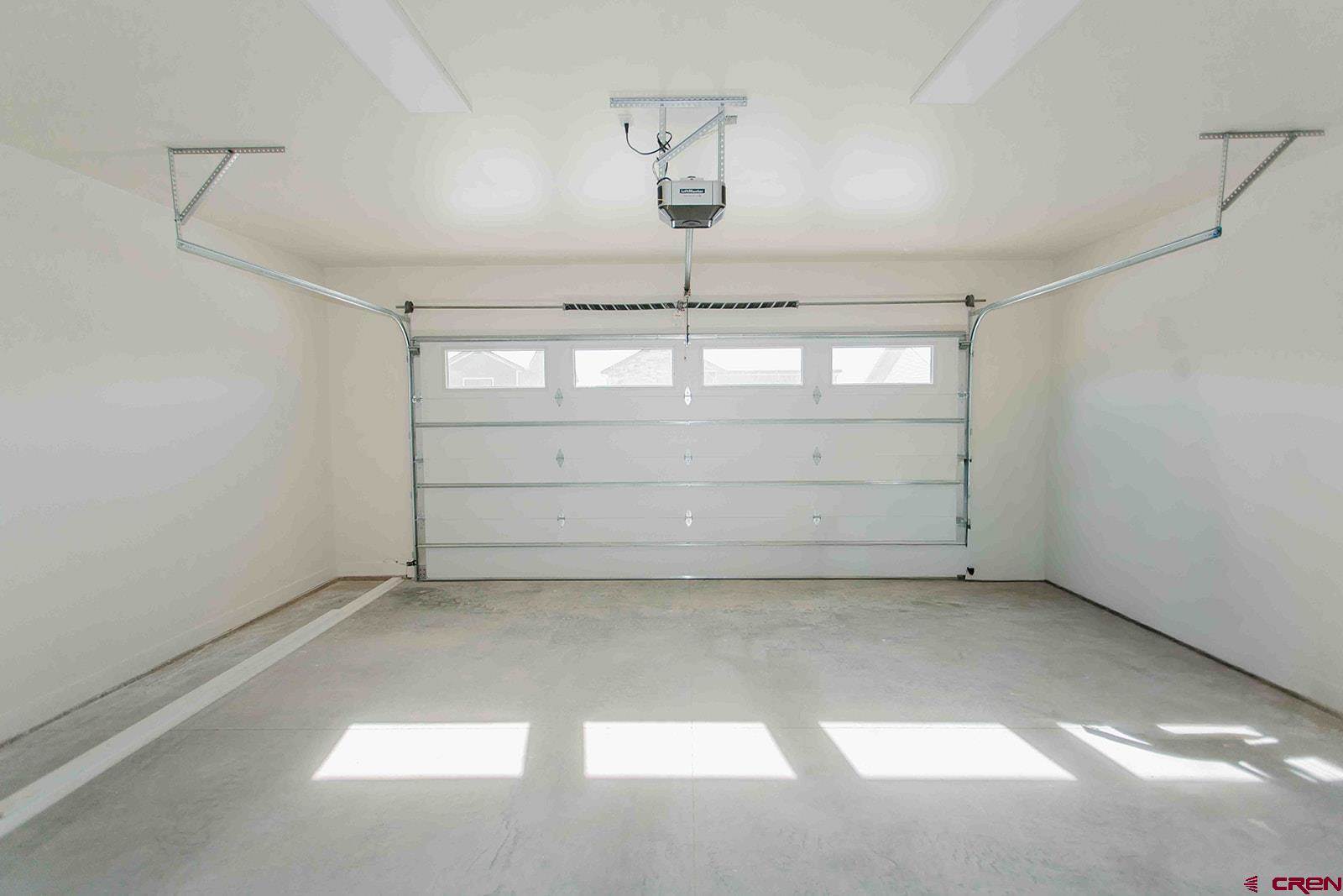 3415 Kestrel Loop, Montrose, CO 81401