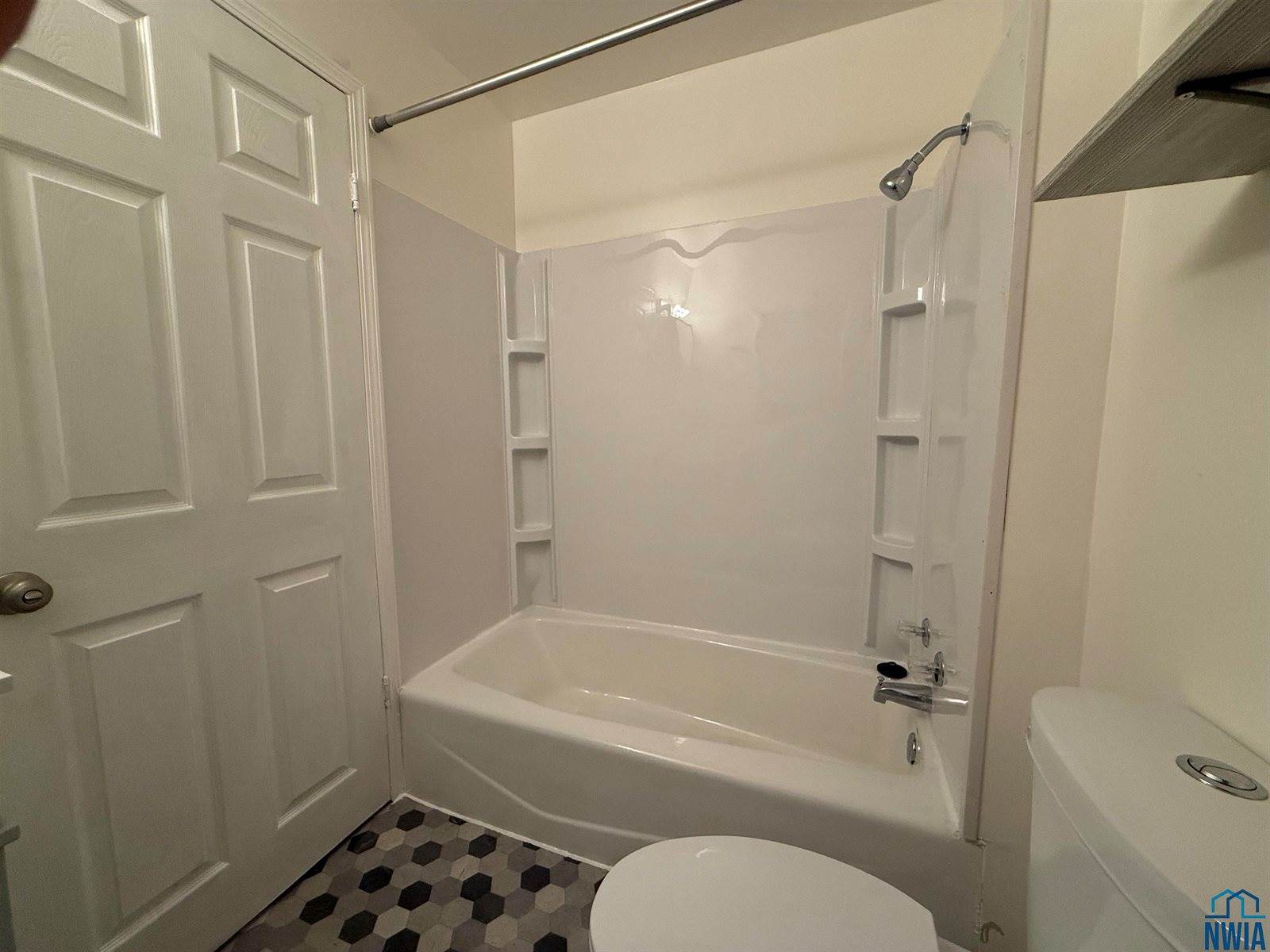 501 S 1st St, Akron, IA 51001