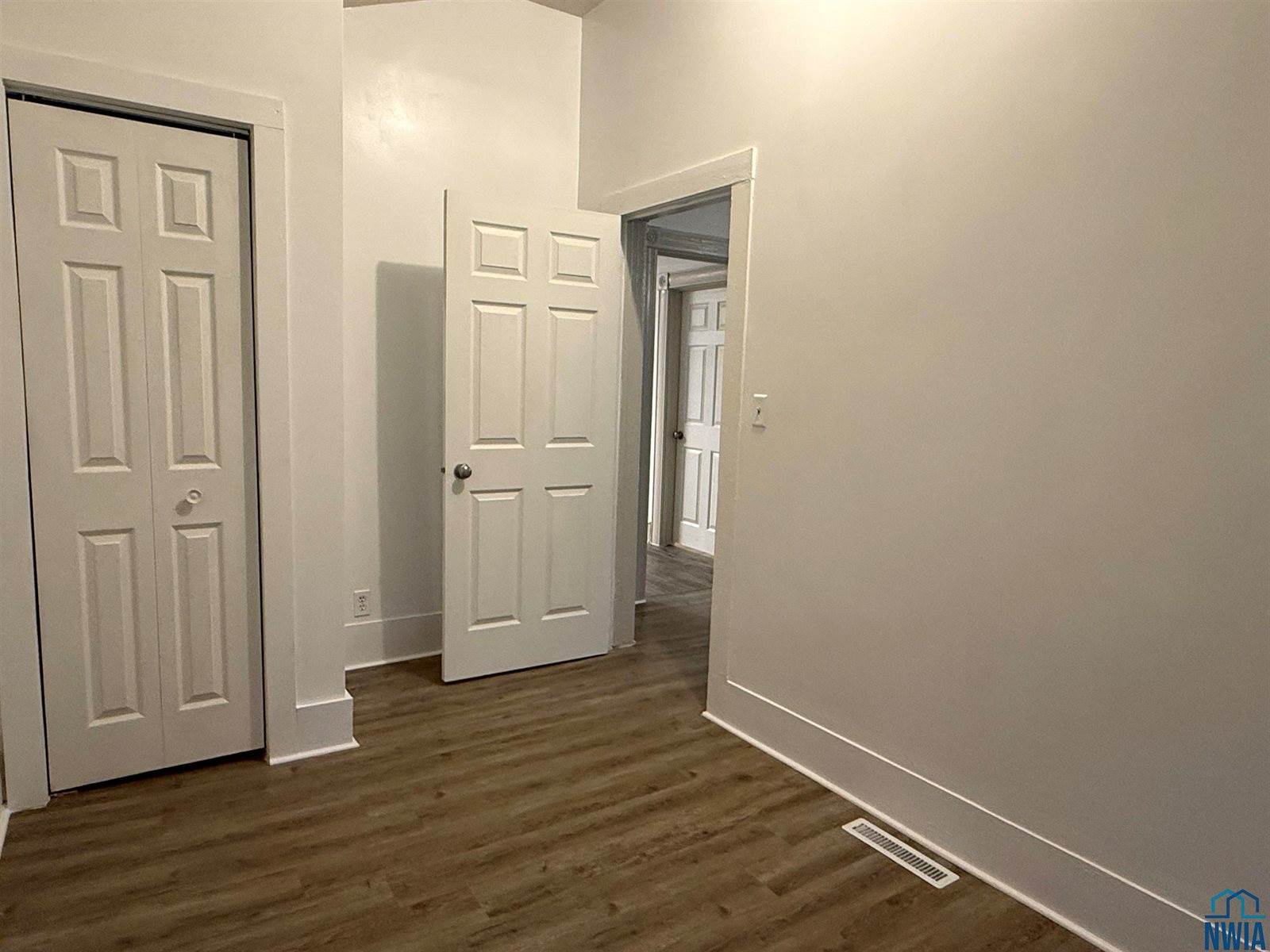 501 S 1st St, Akron, IA 51001